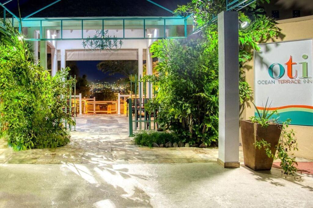 Ocean Terrace Inn Hotel Basseterre Eksteriør bilde